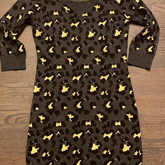 Final Reduction! Sweater Dress - Leopard - Picture 4 of 6